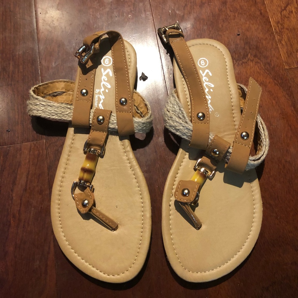 Women’s sandals Selina size 6